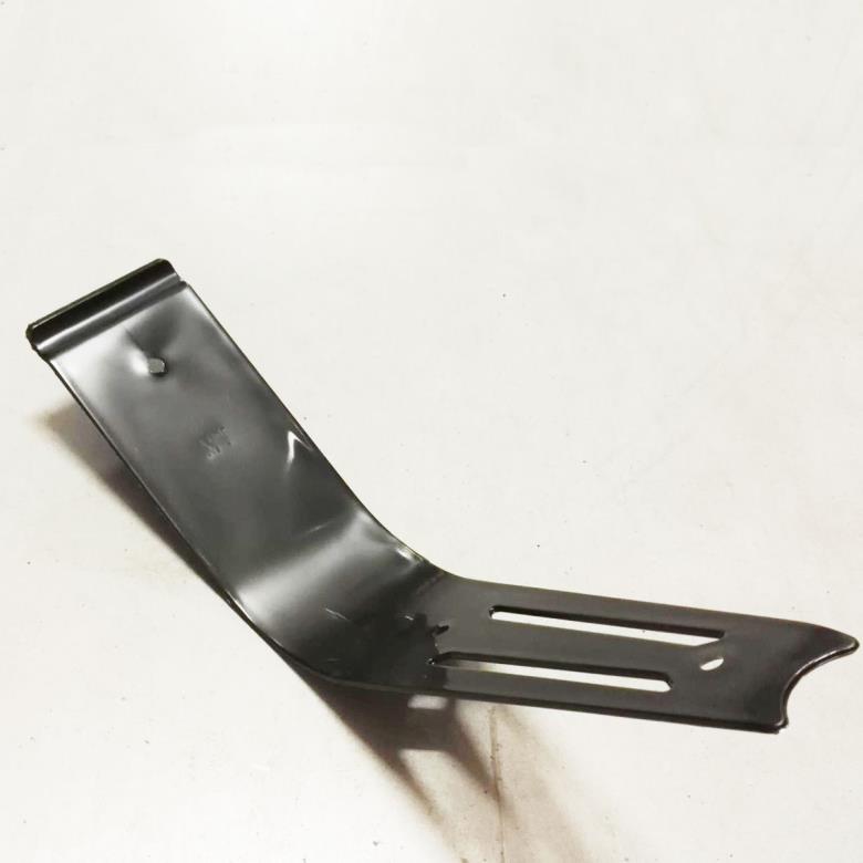 Start: Bottom bodywork (black)